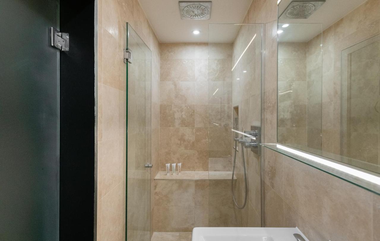 The Heart Of Shepherds Bush - Modern 2Bdr Apartment With Garden 伦敦 外观 照片
