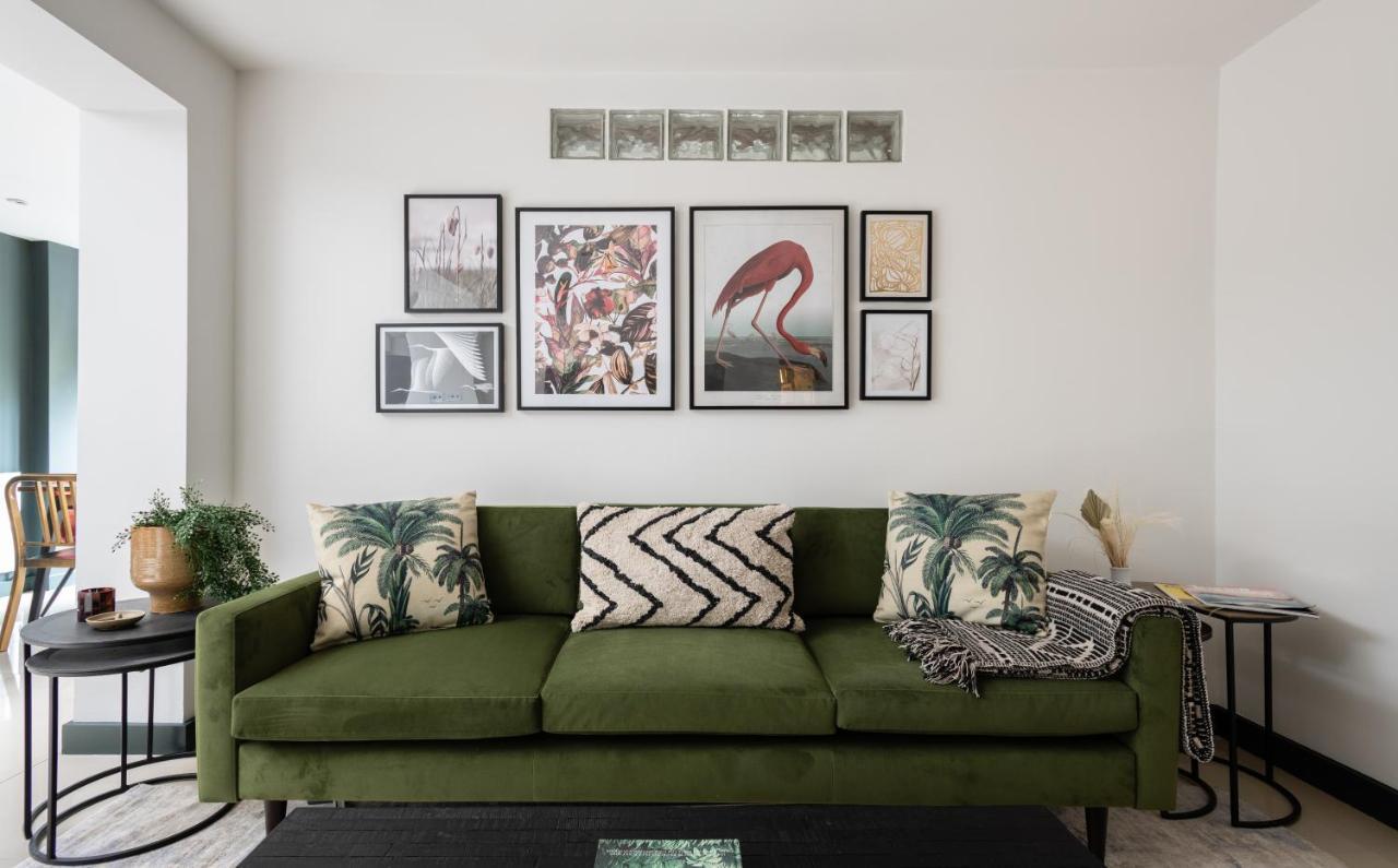 The Heart Of Shepherds Bush - Modern 2Bdr Apartment With Garden 伦敦 外观 照片