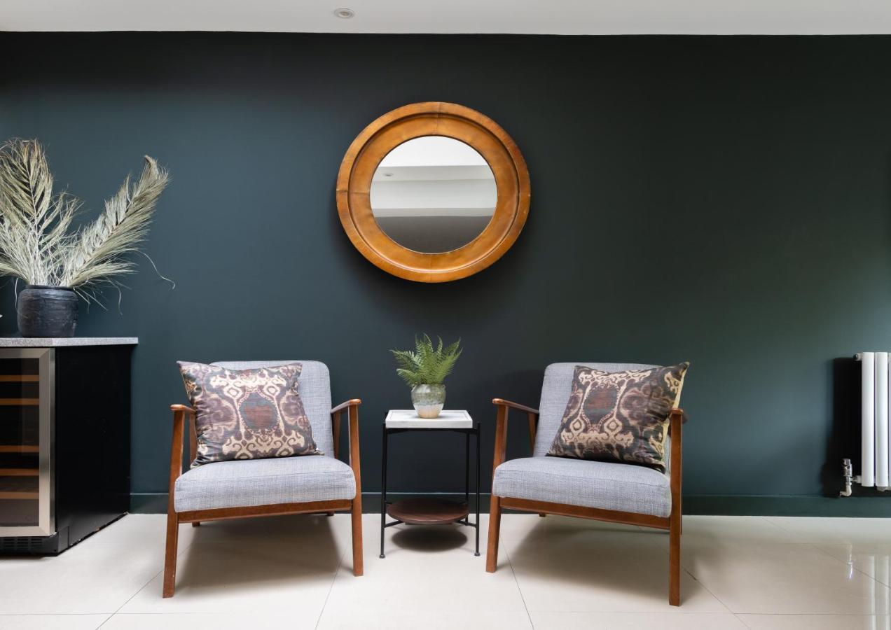The Heart Of Shepherds Bush - Modern 2Bdr Apartment With Garden 伦敦 外观 照片